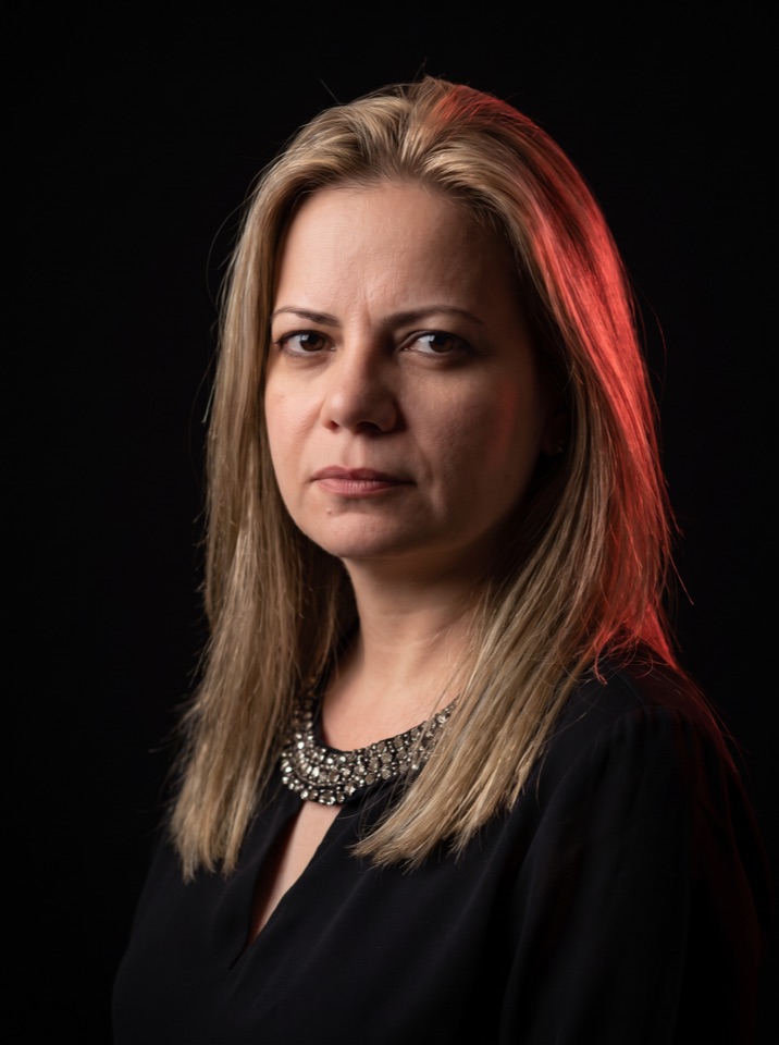 Prof. Mônica Queiroz